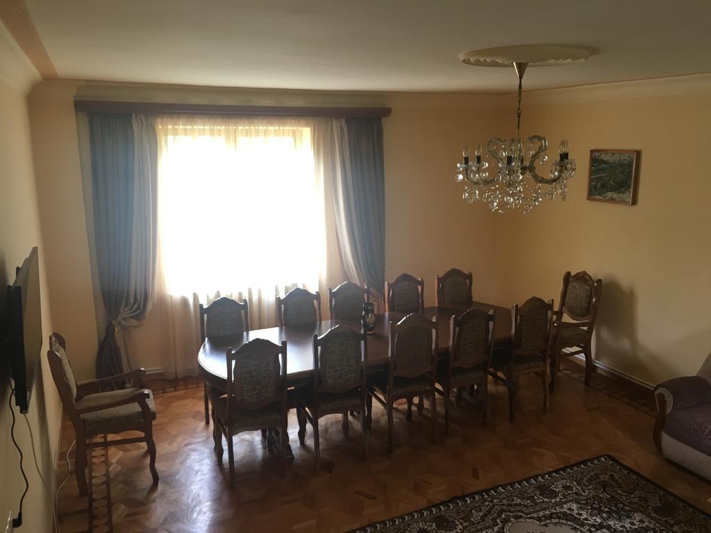 Areguni Guest House Dilidzjan Buitenkant foto